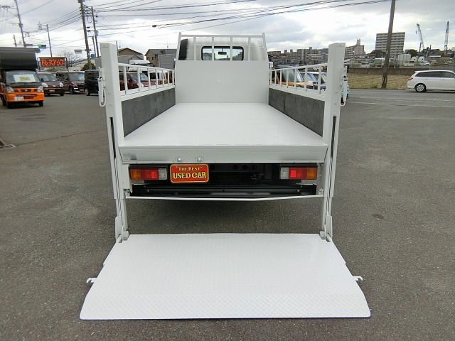 TOYOTA DYNA 2010 Image 31