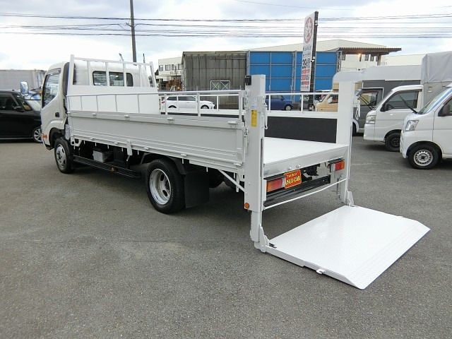 TOYOTA DYNA 2010 Image 31