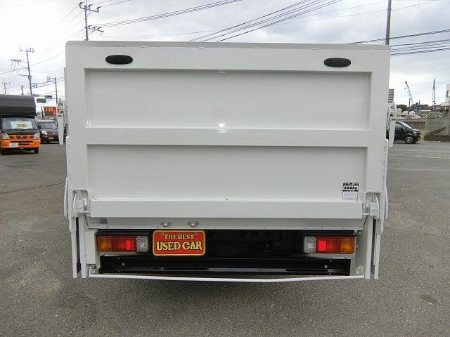 TOYOTA DYNA 2010 Image 31
