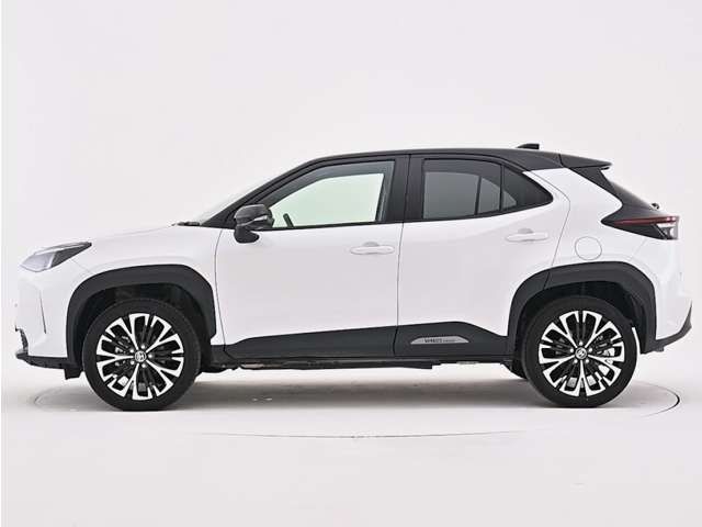 TOYOTA YARIS CROSS HYBRID 2025 Image 31