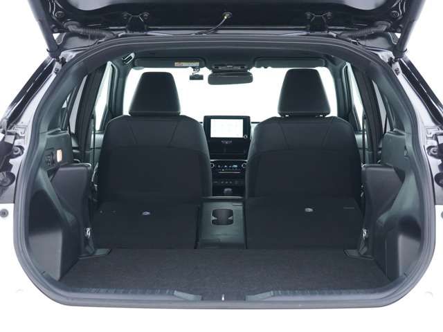 TOYOTA YARIS CROSS HYBRID 2025 Image 31