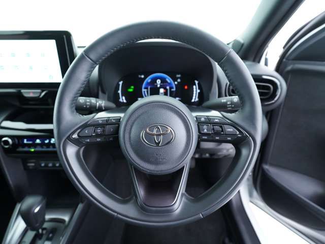 TOYOTA YARIS CROSS HYBRID 2025 Image 31