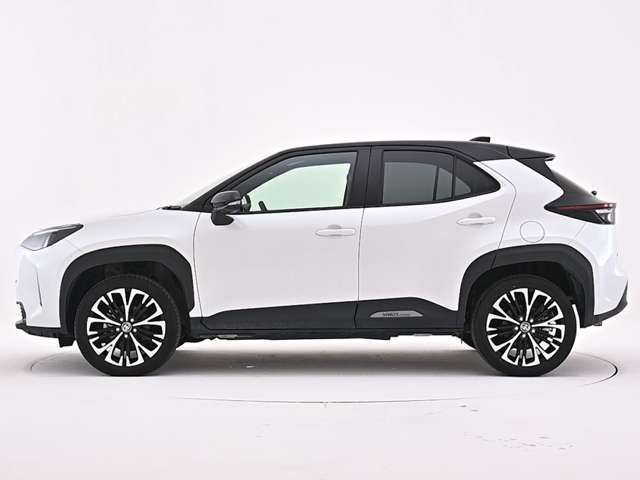 TOYOTA YARIS CROSS HYBRID 2025 Image 31