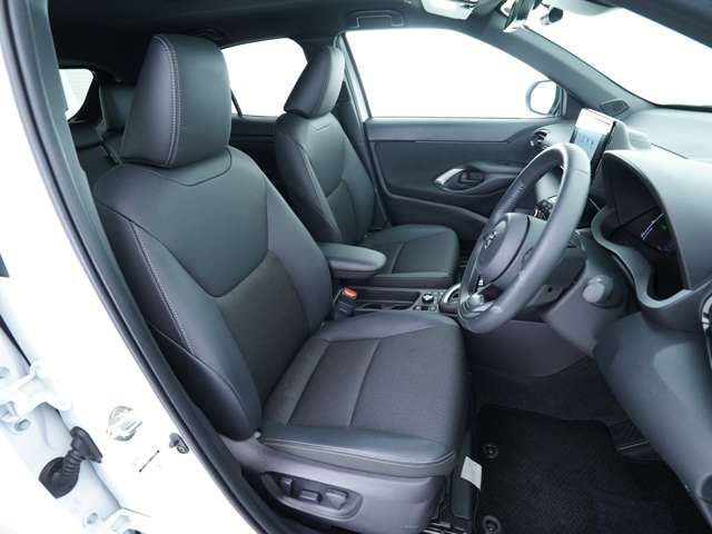 TOYOTA YARIS CROSS HYBRID 2025 Image 31