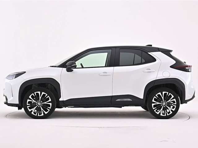 TOYOTA YARIS CROSS HYBRID 2025 Image 31