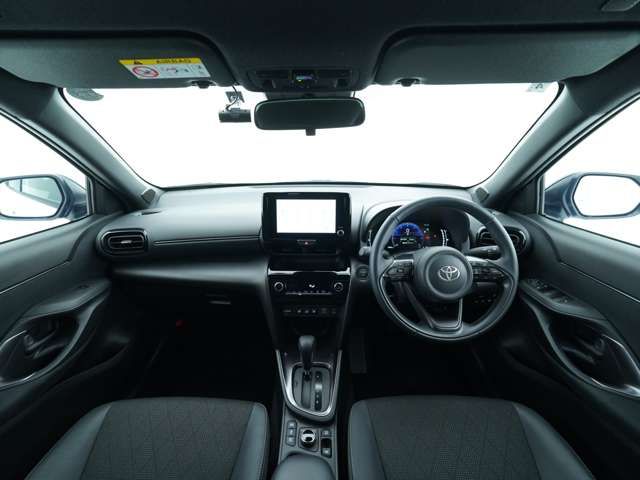 TOYOTA YARIS CROSS HYBRID 2025 Image 31