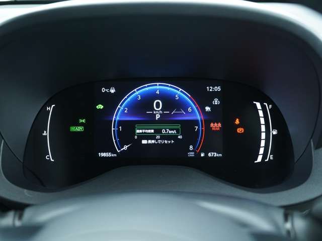 TOYOTA YARIS CROSS HYBRID 2025 Image 31