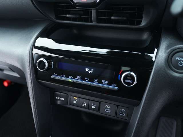 TOYOTA YARIS CROSS HYBRID 2025 Image 31