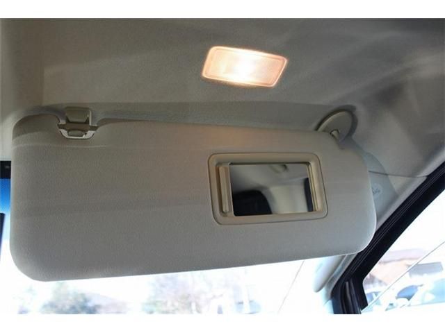 TOYOTA VELLFIRE  HYBRID 4WD 2018 Image 31