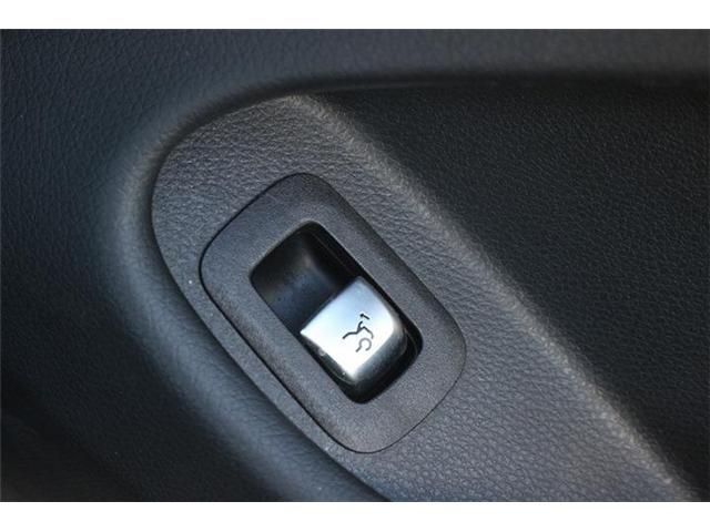 MERCEDES BENZ C CLAS 2016 Image 31