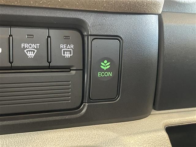 HONDA N BOX 2024 Image 31