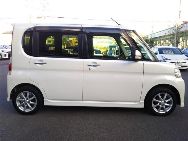 DAIHATSU TANTO 2013 Image 31