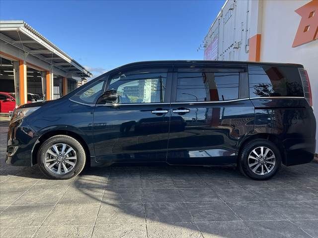 TOYOTA ESQUIRE 2018 Image 31