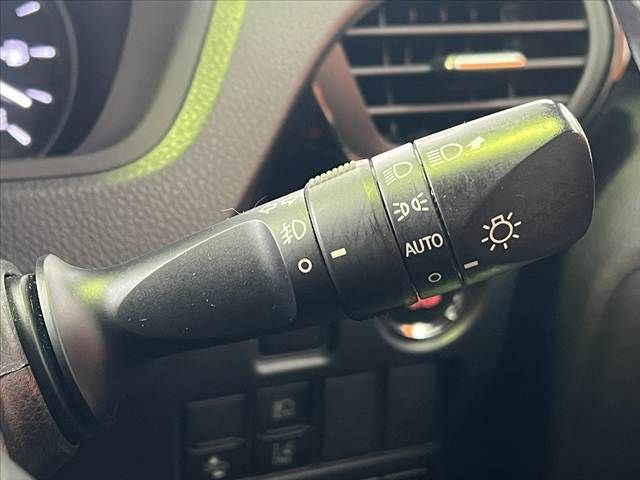 TOYOTA ESQUIRE 2018 Image 31