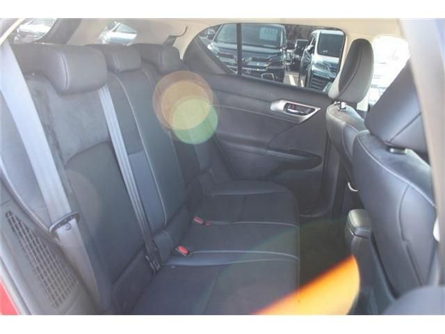 TOYOTA LEXUS CT200H 2017 Image 31