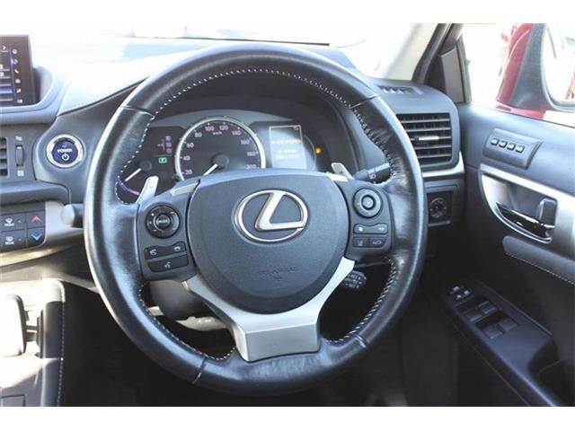 TOYOTA LEXUS CT200H 2017 Image 31