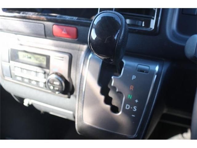 TOYOTA HIACE VAN 2WD 2018 Image 31