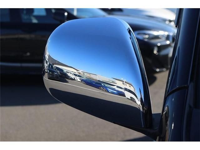 TOYOTA HIACE VAN 2WD 2018 Image 31