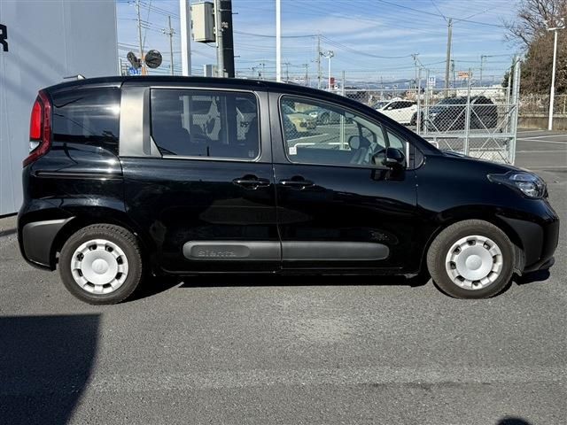 TOYOTA SIENTA 2022 Image 31