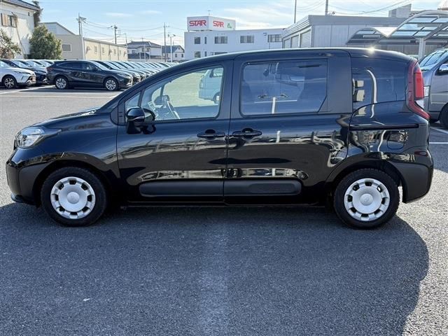 TOYOTA SIENTA 2022 Image 31