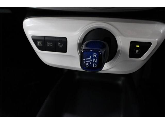 TOYOTA PRIUS 2016 Image 31