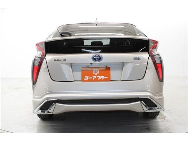 TOYOTA PRIUS 2016 Image 31