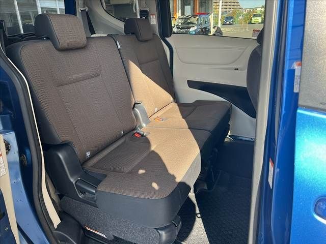 TOYOTA SIENTA 2016 Image 31