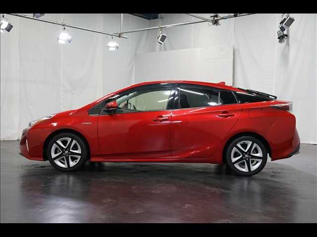 TOYOTA PRIUS 2016 Image 31