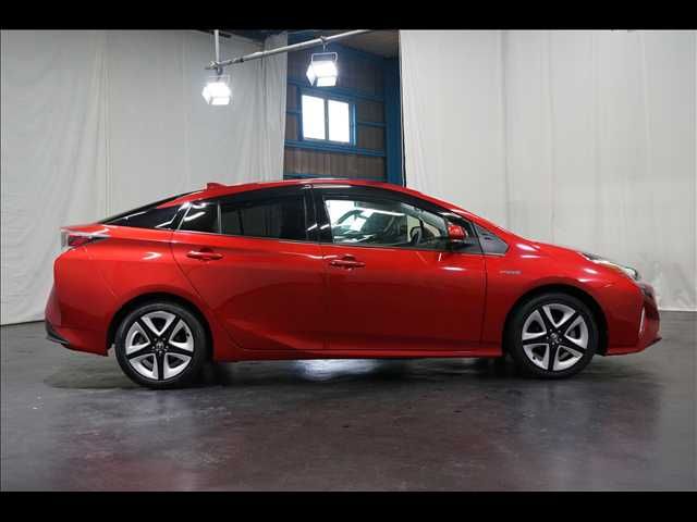 TOYOTA PRIUS 2016 Image 31