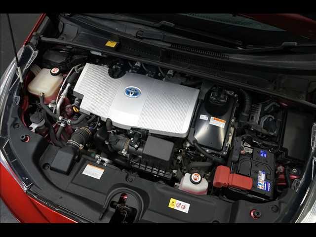 TOYOTA PRIUS 2016 Image 31