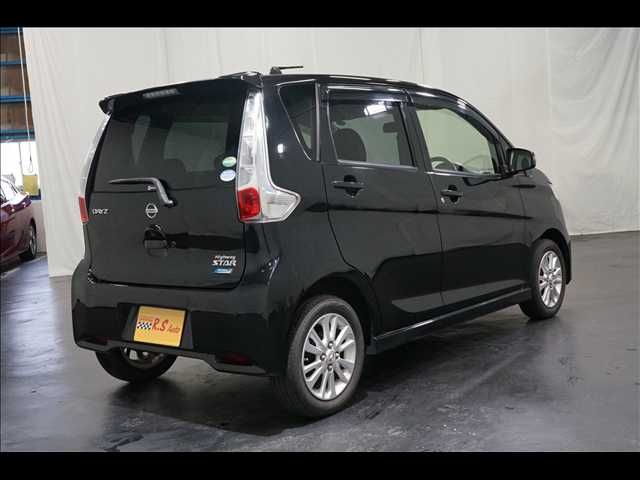 NISSAN DAYZ 2015 Image 31