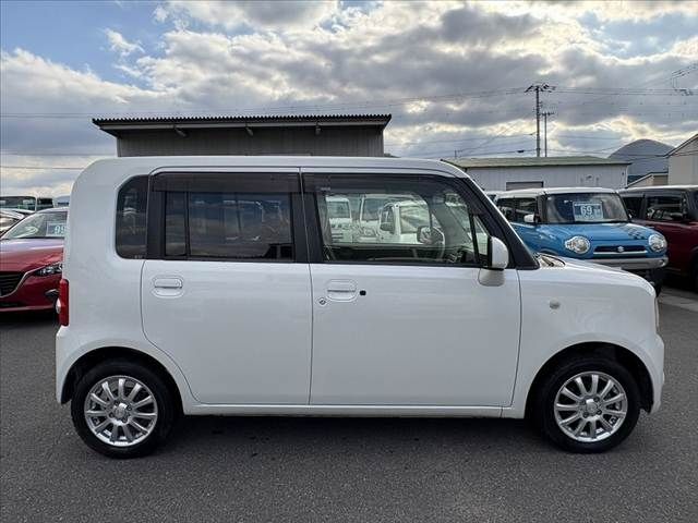 TOYOTA PIXIS SPACE 2013 Image 31