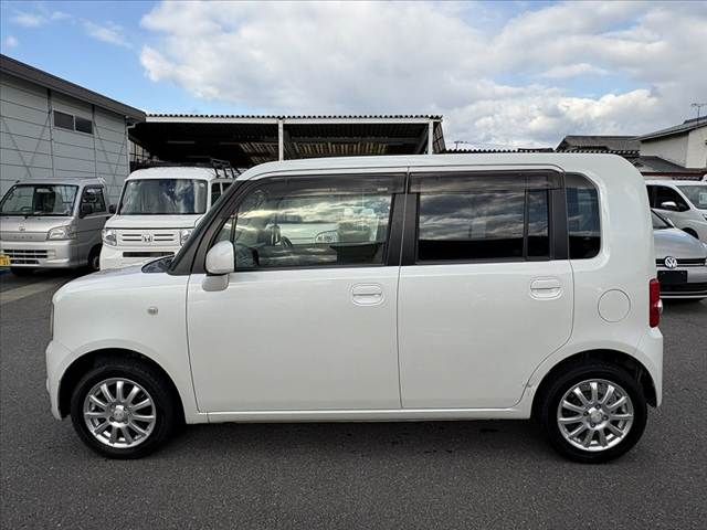 TOYOTA PIXIS SPACE 2013 Image 31