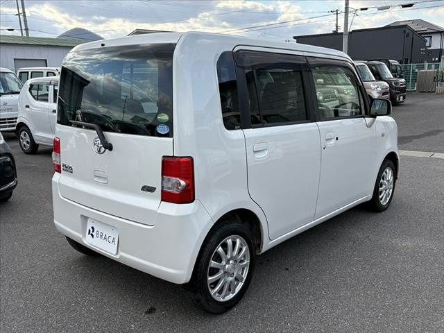 TOYOTA PIXIS SPACE 2013 Image 31