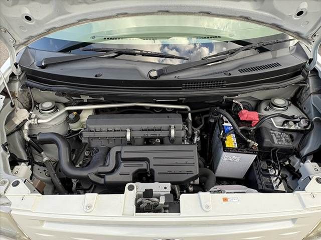 TOYOTA PIXIS SPACE 2013 Image 31