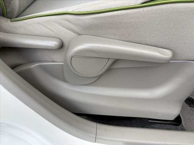 TOYOTA PIXIS SPACE 2013 Image 31