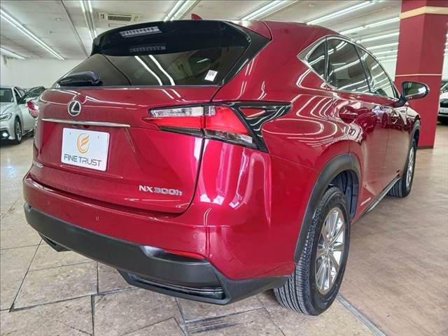 TOYOTA LEXUS NX300H 2015 Image 31