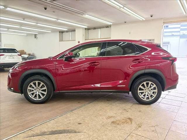 TOYOTA LEXUS NX300H 2015 Image 31