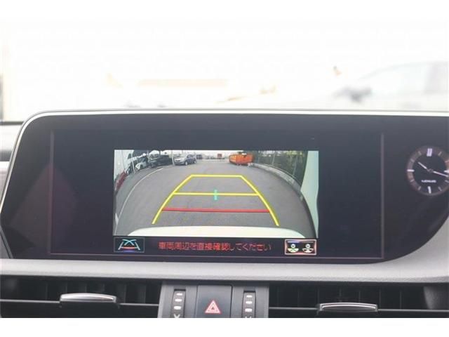 TOYOTA LEXUS ES300H 2019 Image 31