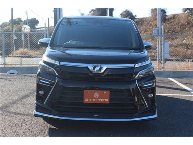 TOYOTA VOXY 2018 Image 31