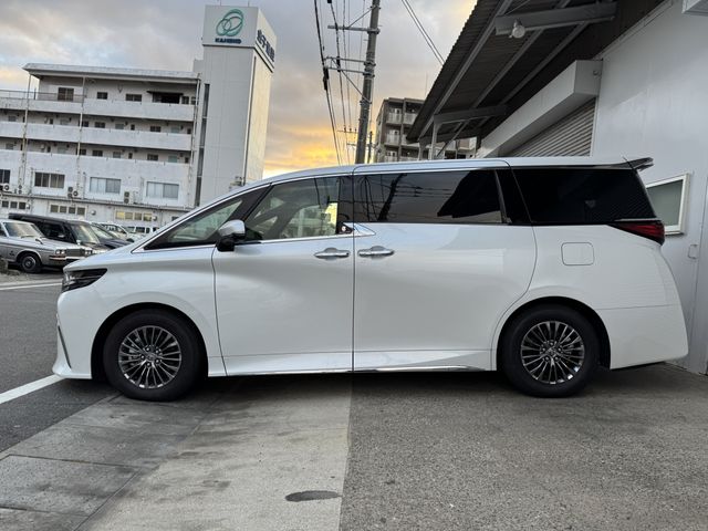 TOYOTA ALPHARD HYBRID 4WD 2025 Image 31