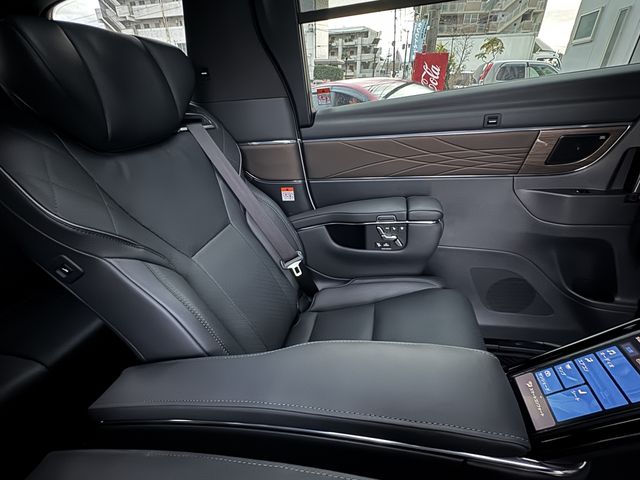 TOYOTA ALPHARD HYBRID 4WD 2025 Image 31