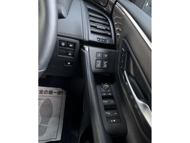 TOYOTA ALPHARD HYBRID 4WD 2025 Image 31