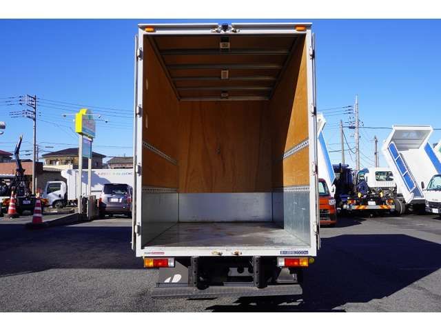 MITSUBISHI CANTER 2020 Image 31