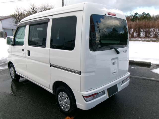 DAIHATSU HIJET CARGO 4WD 2018 Image 31