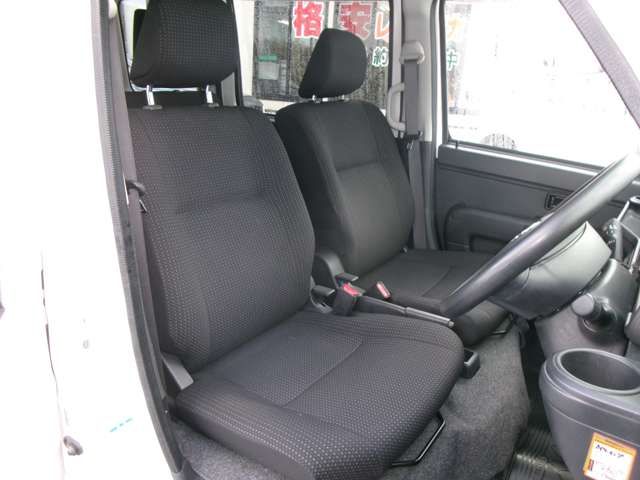 DAIHATSU HIJET CARGO 4WD 2018 Image 31