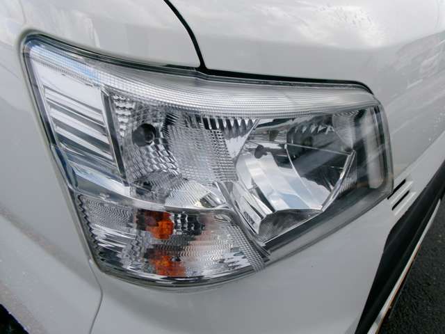 DAIHATSU HIJET CARGO 4WD 2018 Image 31