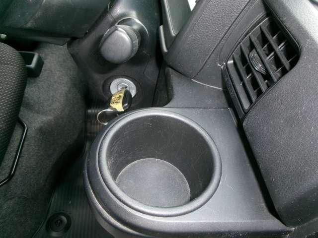 DAIHATSU HIJET CARGO 4WD 2018 Image 31