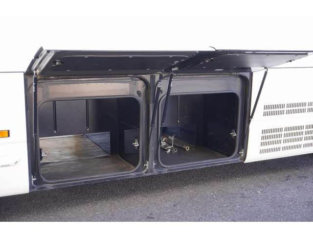 ISUZU GALA MIO 2017 Image 31