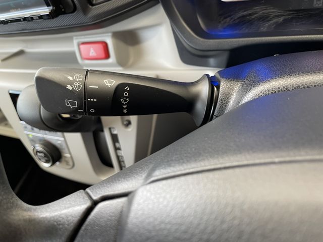 DAIHATSU MIRA E:S 2022 Image 31